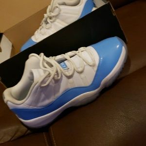 Jordan Retro 12 North Carolina